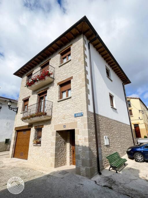 Casa Zunbeltz De 3 Habitaciones En Plena Montana Lezáun Exterior foto